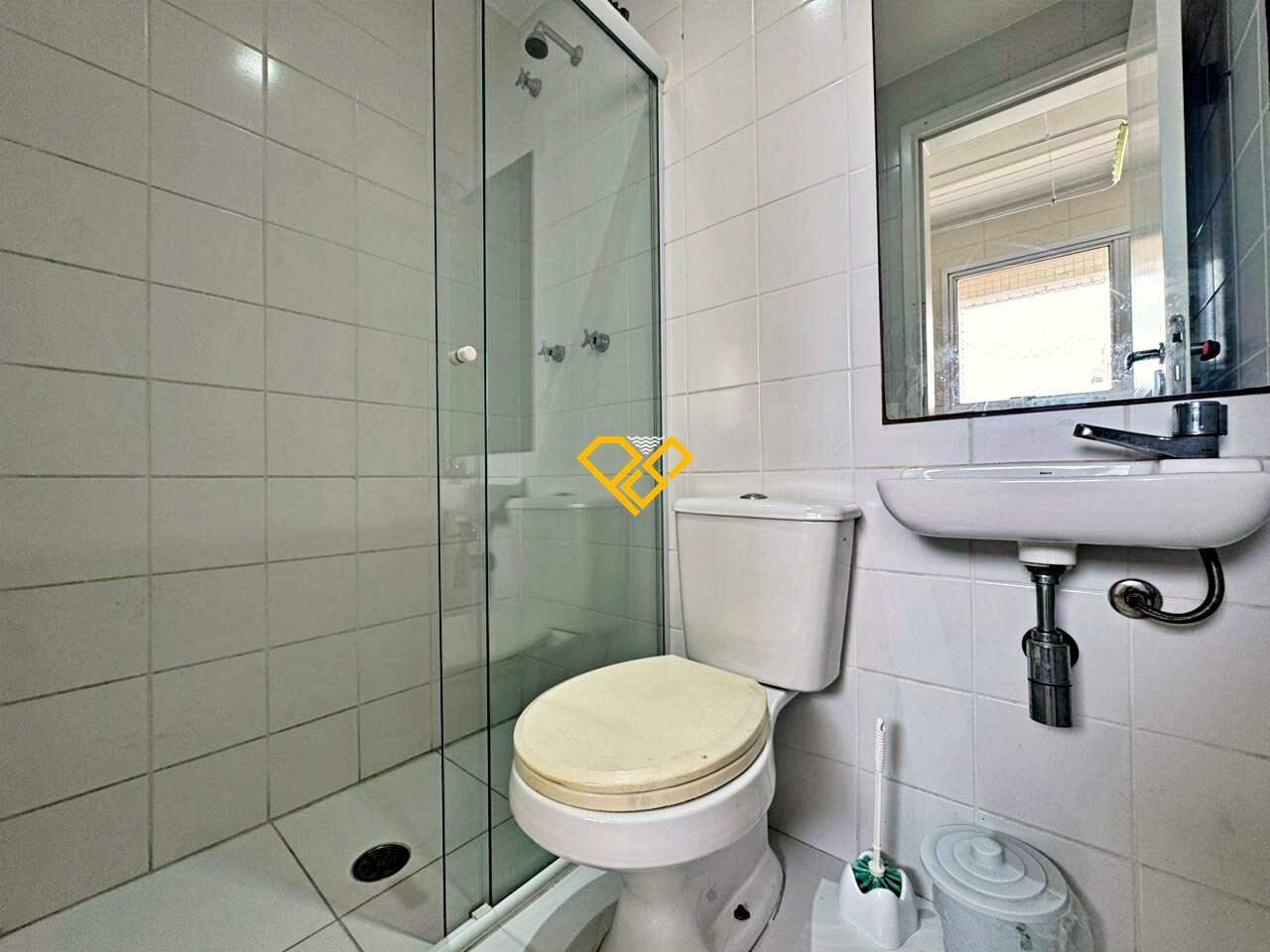 Apartamento para aluguel no Ponta da Praia: Wc de serviço