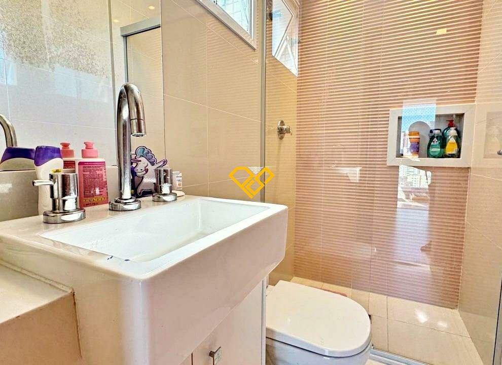 Apartamento à venda no Gonzaga: Wc suíte 2