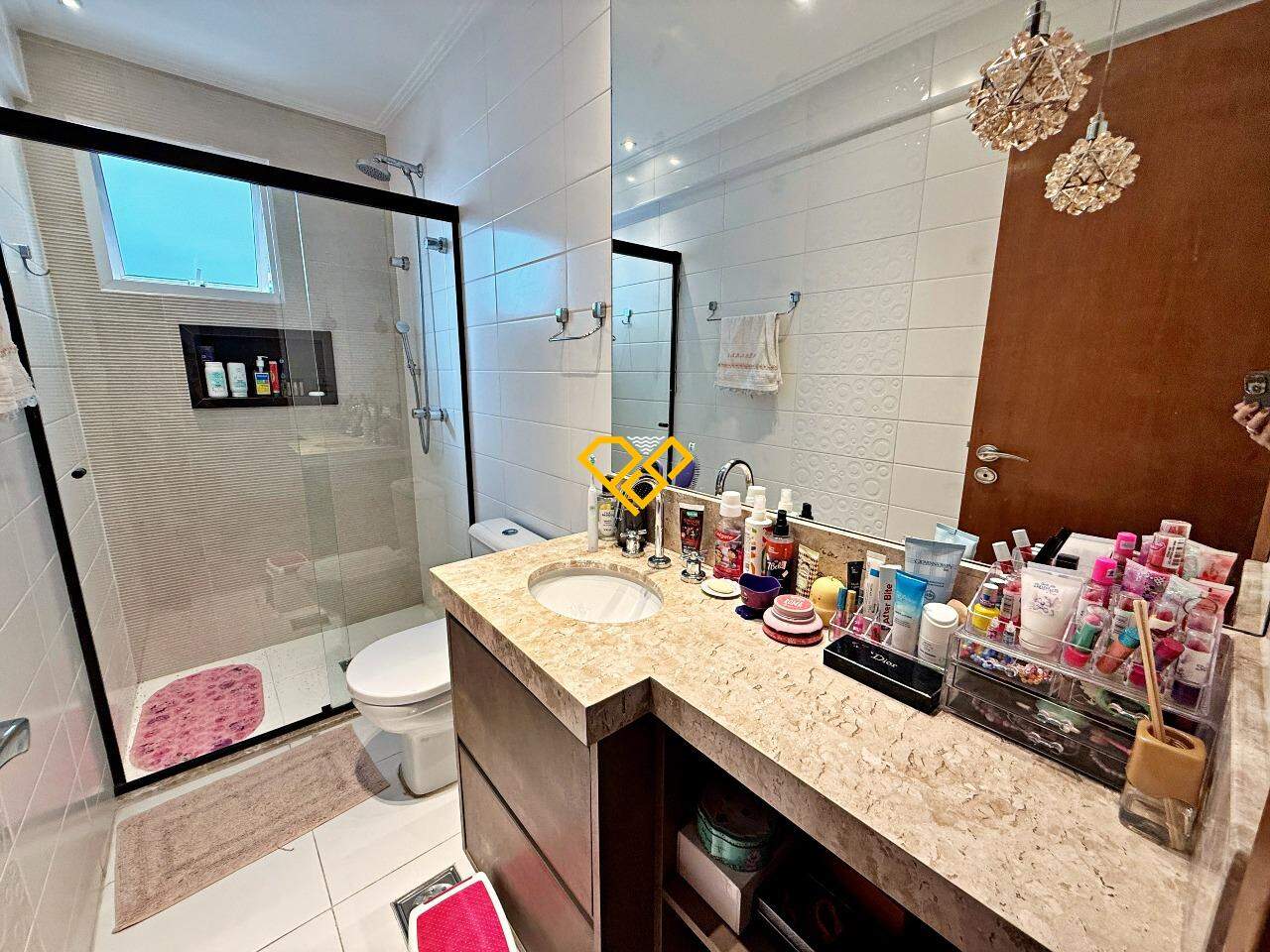Apartamento à venda no Ponta da Praia: Wc social