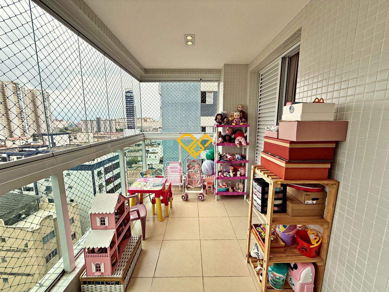 Apartamento à venda no Ponta da Praia: Varanda
