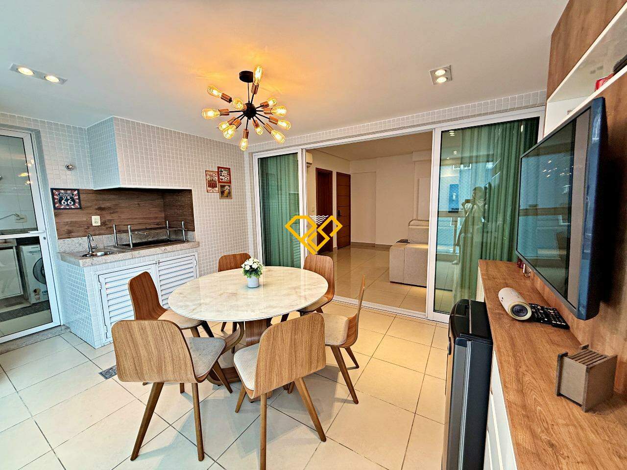 Apartamento à venda no Ponta da Praia: Varanda