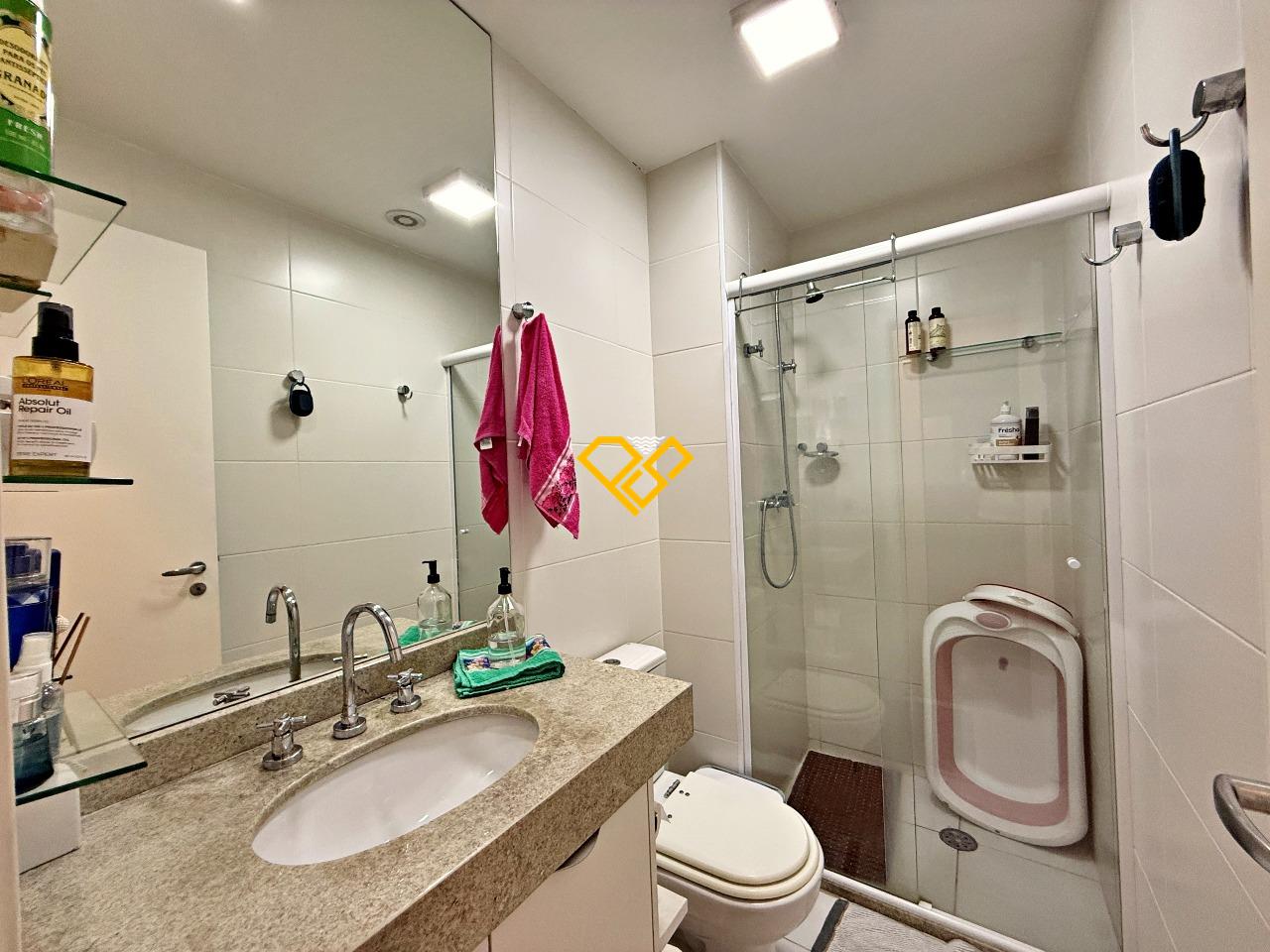 Apartamento à venda no Pompéia: Wc social