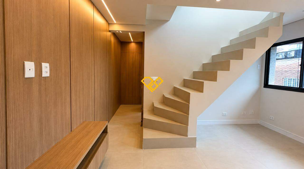 Cobertura à venda no Boqueirão: Sala 1° andar