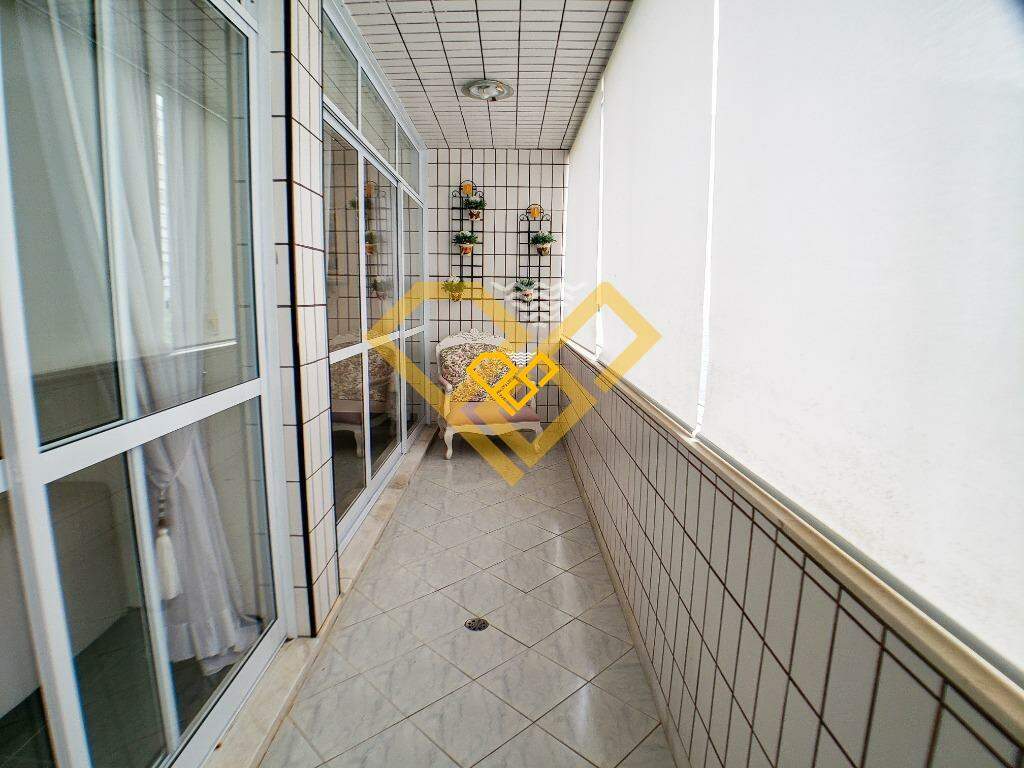 Apartamento à venda no Gonzaga: varanda