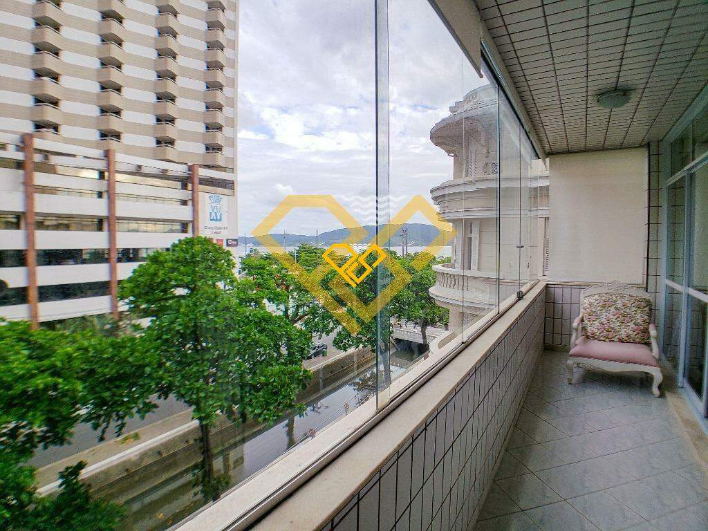 Apartamento à venda no Gonzaga: Varanda