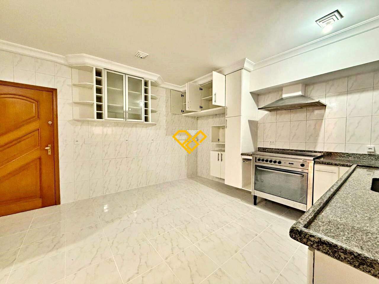 Apartamento à venda no Embaré: Cozinha