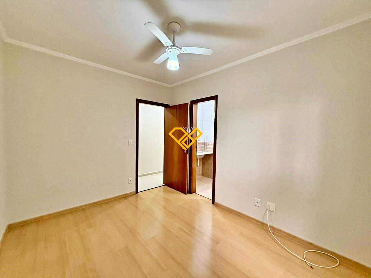 Apartamento à venda no Embaré: Suíte 2