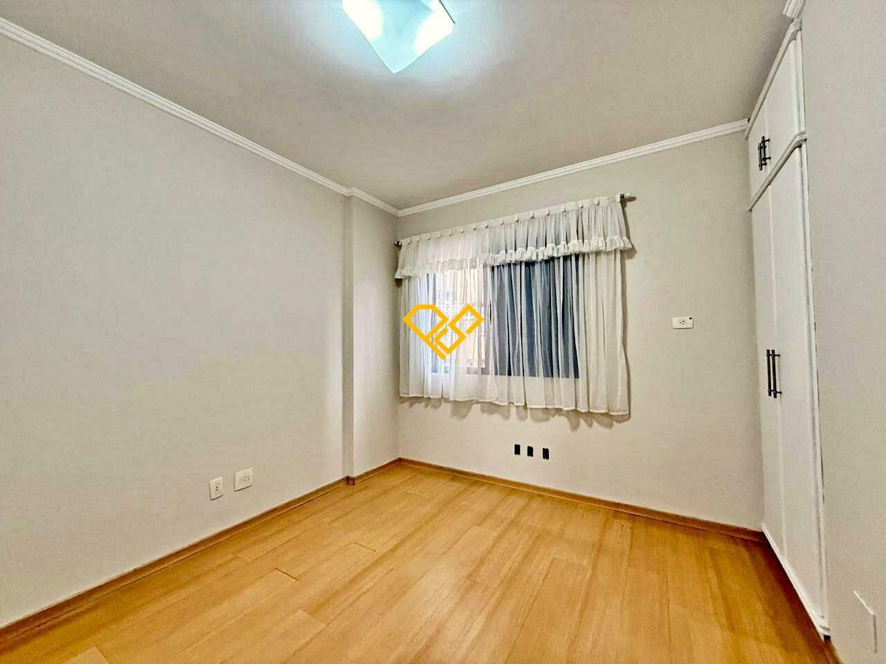 Apartamento à venda no Embaré: Suíte 1