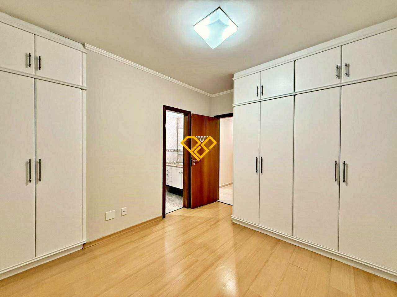 Apartamento à venda no Embaré: Suíte 2