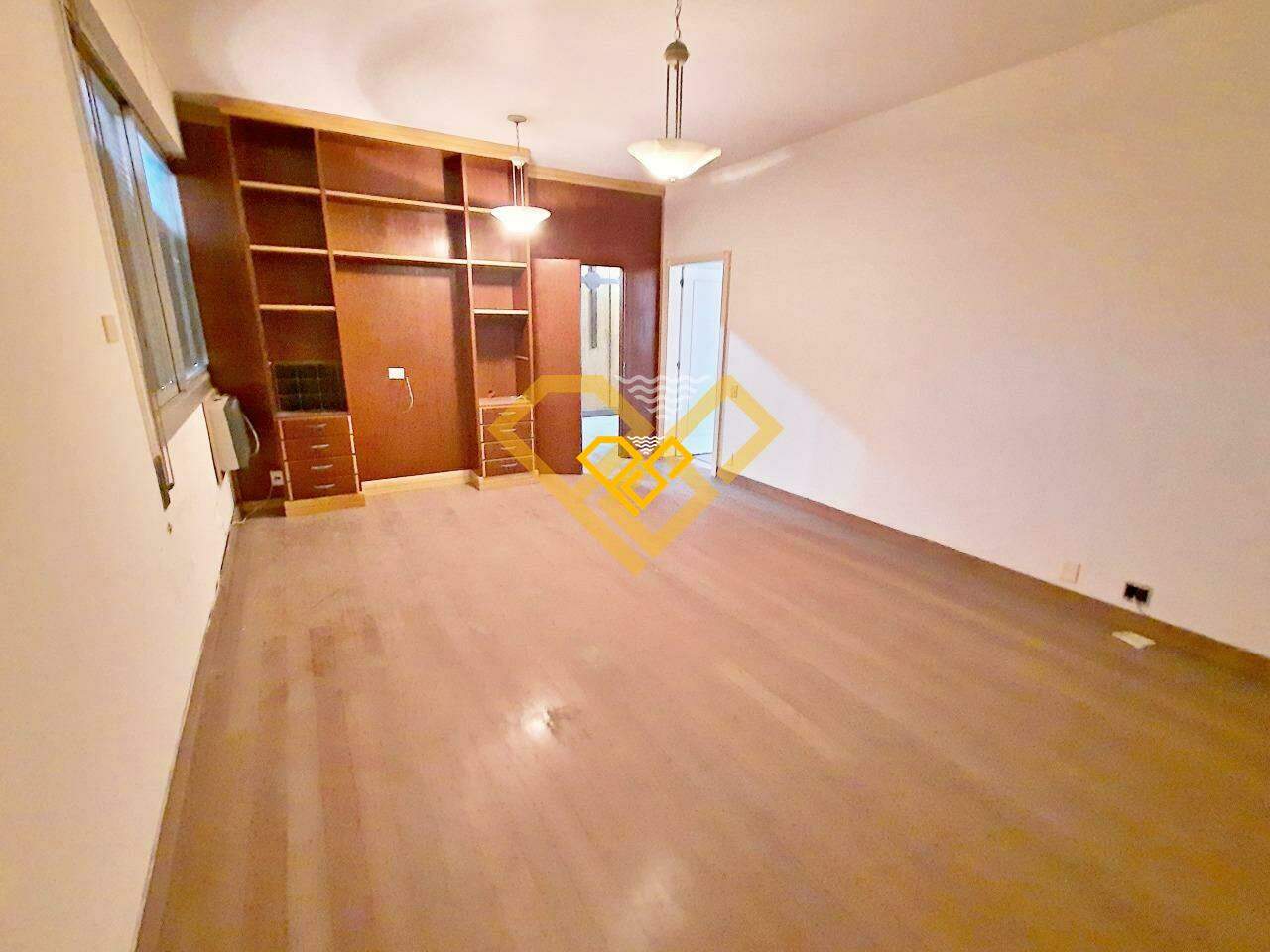 Apartamento à venda no Gonzaga: 