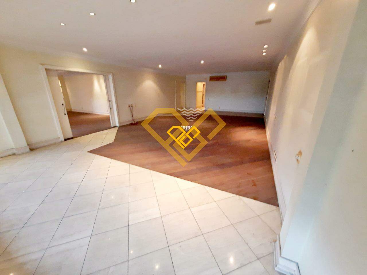 Apartamento à venda no Gonzaga: 