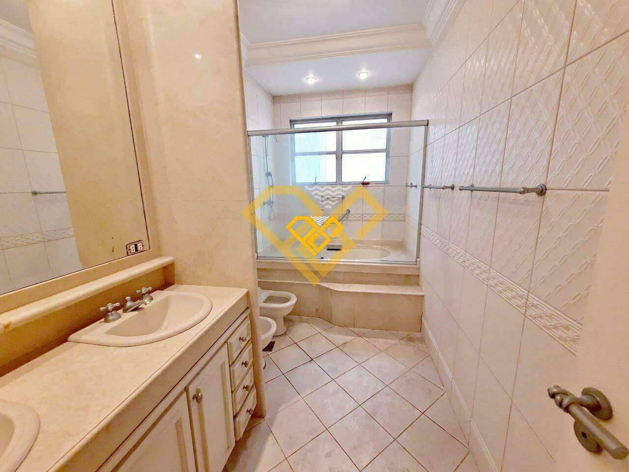 Apartamento à venda no Gonzaga: 