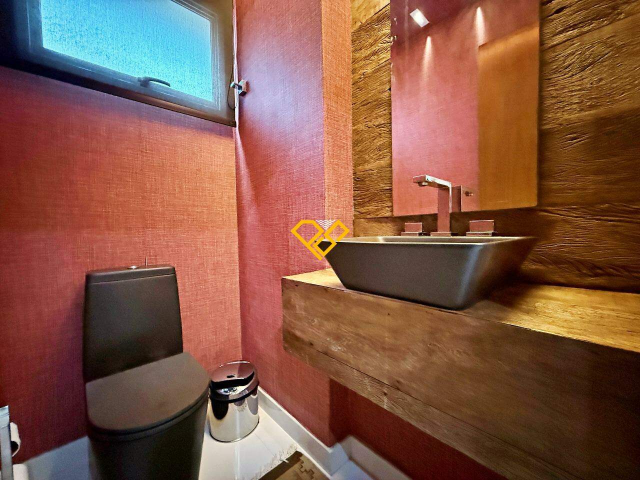 Apartamento à venda no Boqueirão: Lavabo