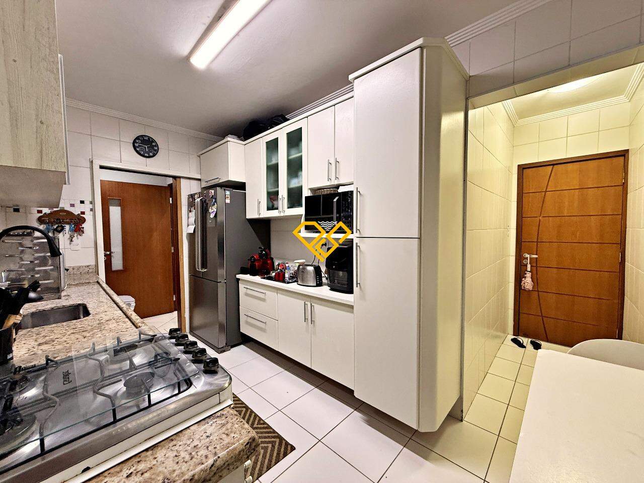 Apartamento à venda no Gonzaga: Cozinha