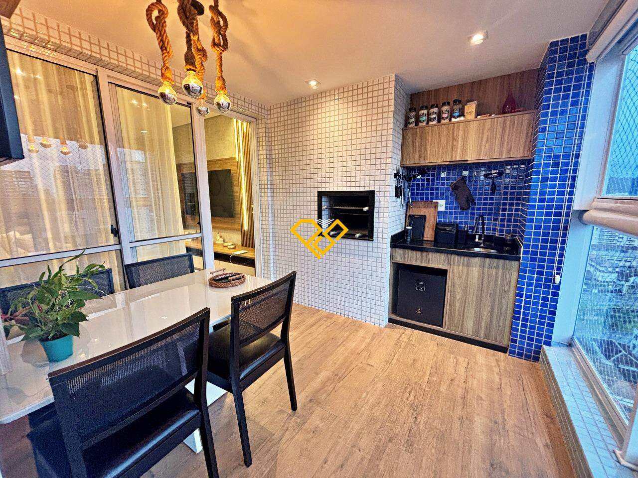 Apartamento à venda no Pompéia: Varanda