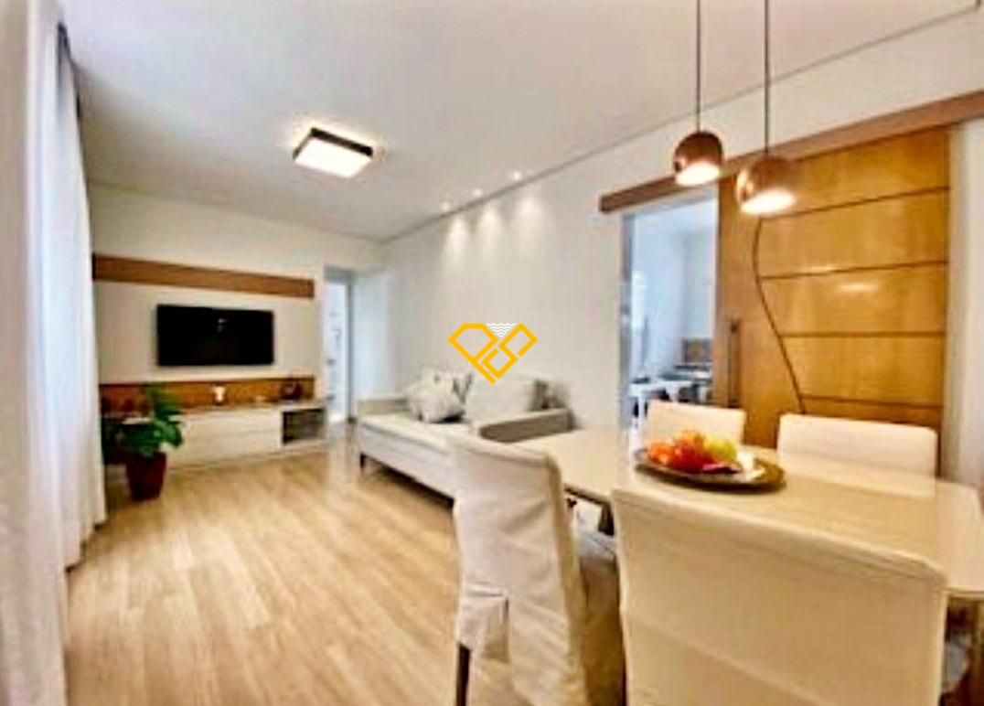 Apartamento à venda no Ponta da Praia: Sala