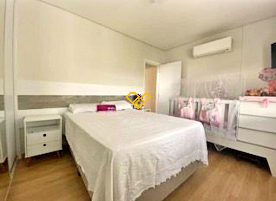 Apartamento à venda no Ponta da Praia: Dormitório