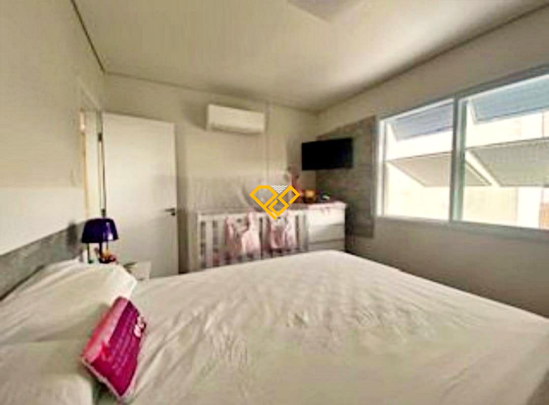 Apartamento à venda no Ponta da Praia: Dormitório