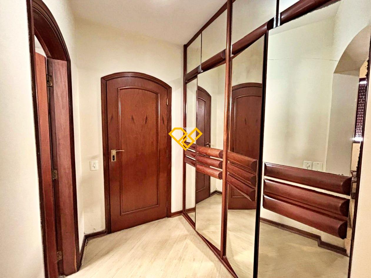 Apartamento à venda no Gonzaga: Dormitório 1 - suíte