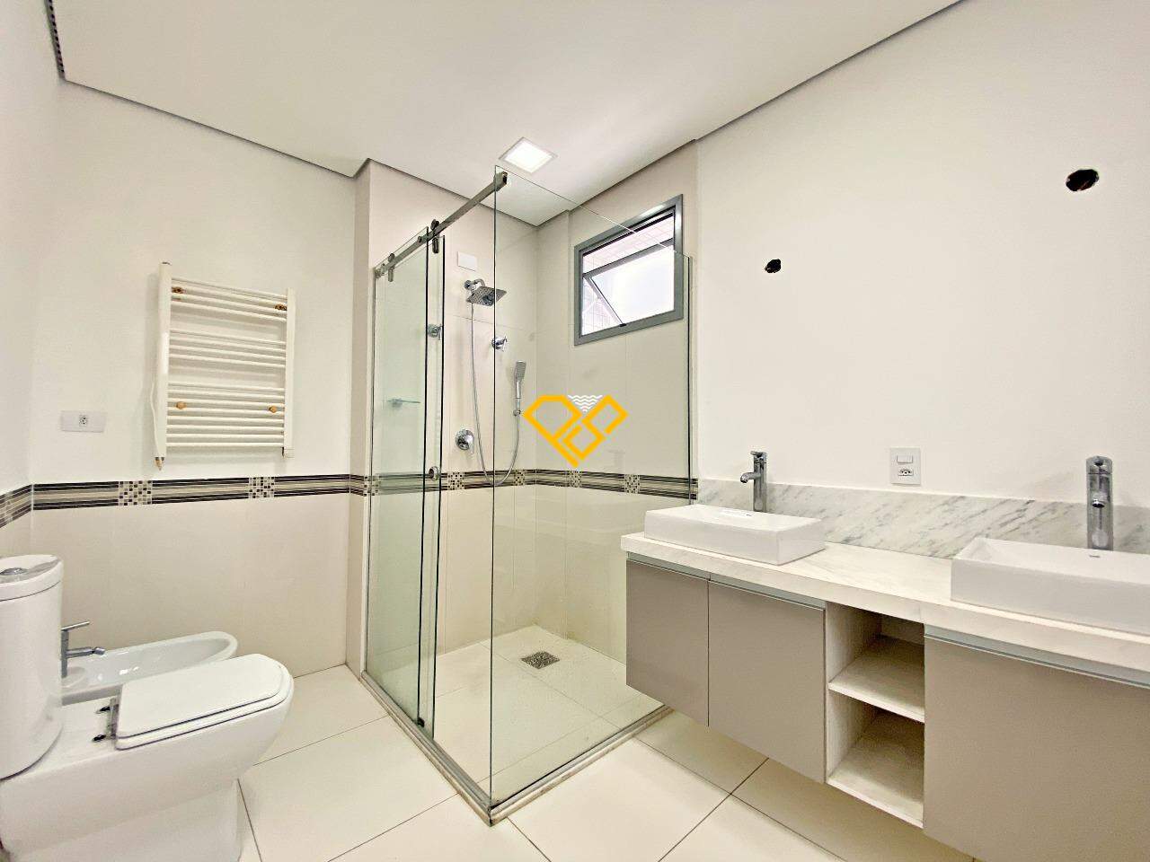 Apartamento para aluguel no Vila Rica: Wc suíte 1