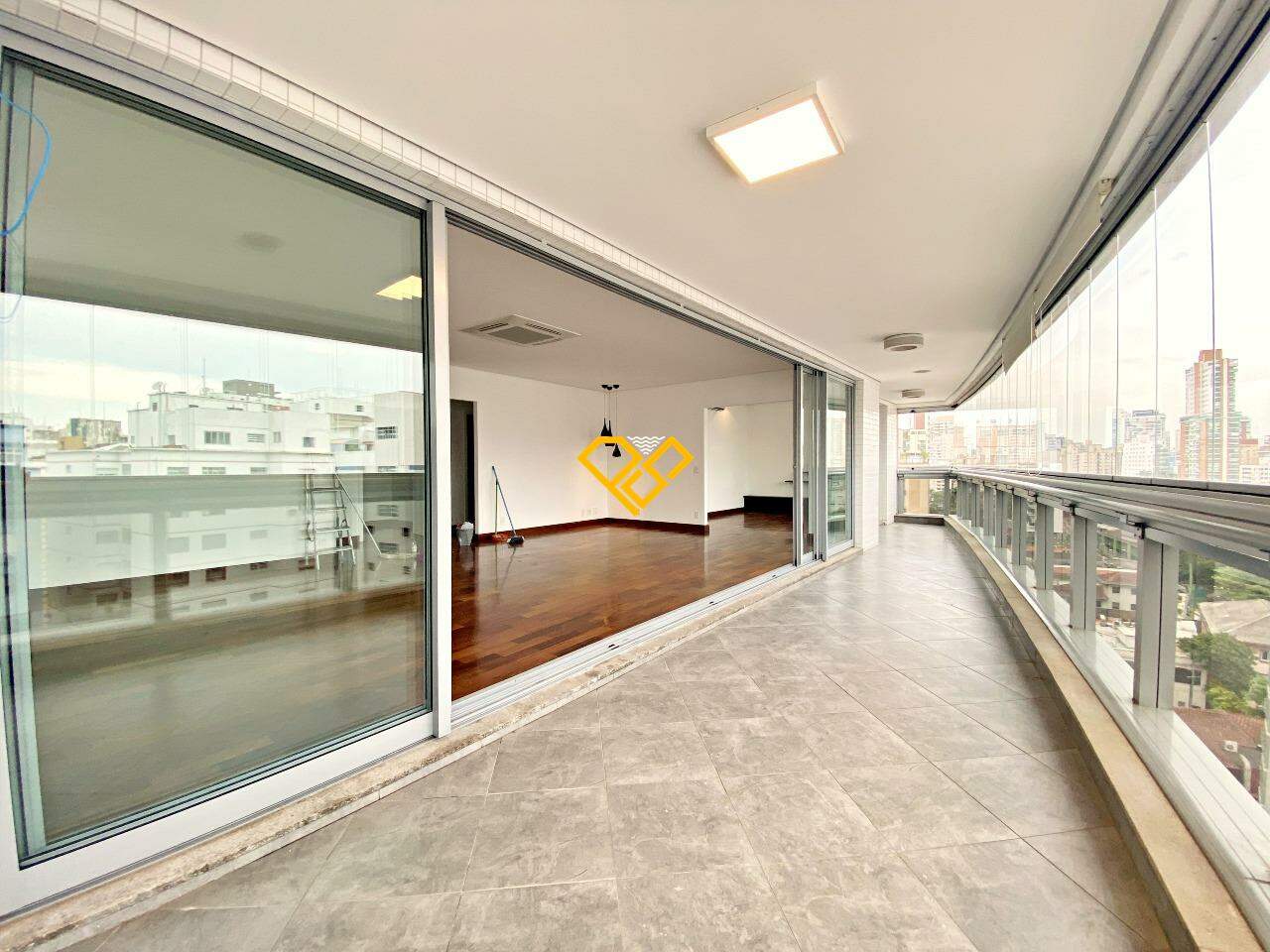 Apartamento para aluguel no Vila Rica: Varanda