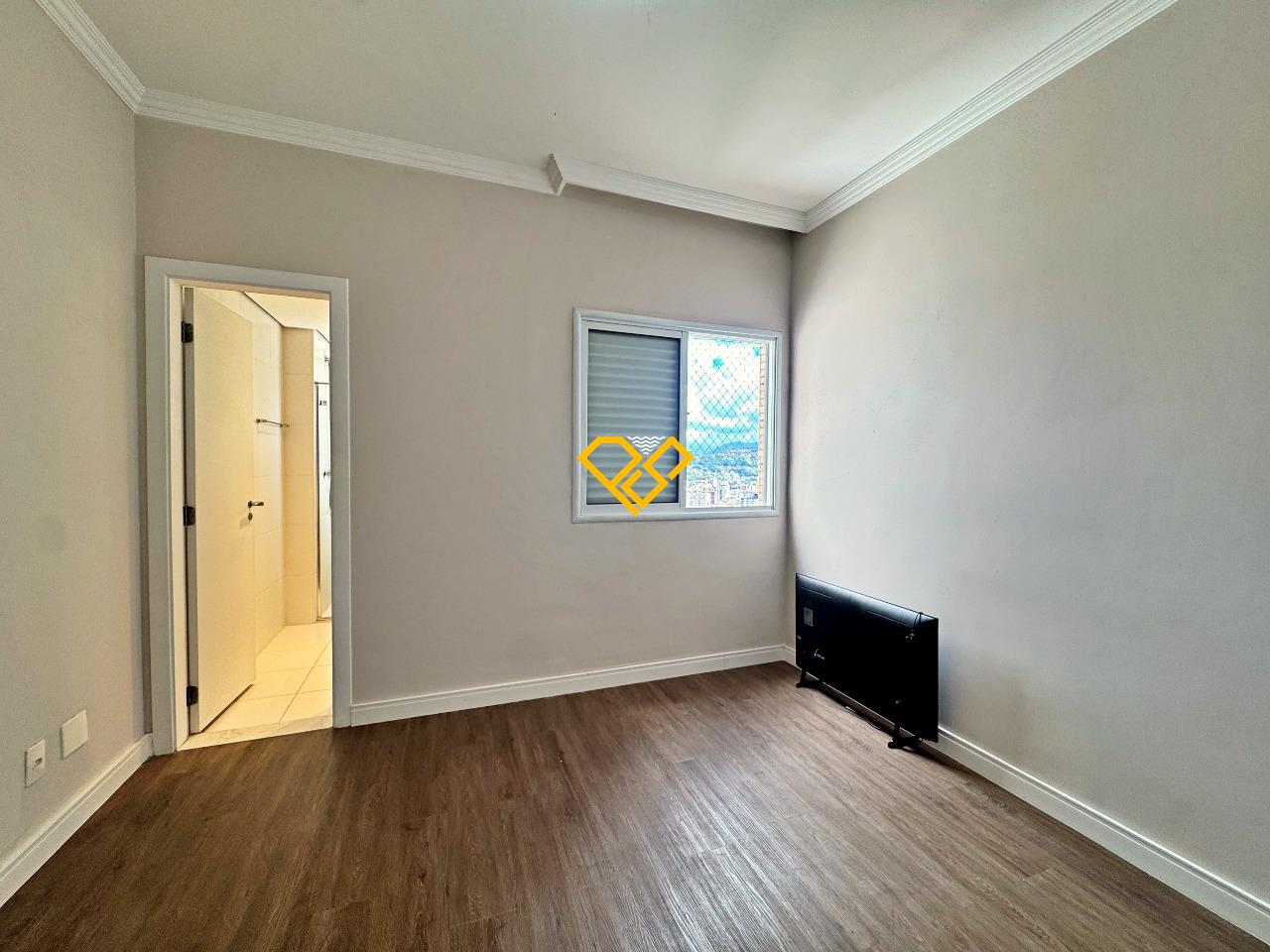 Cobertura para aluguel no Gonzaga: Suíte 4