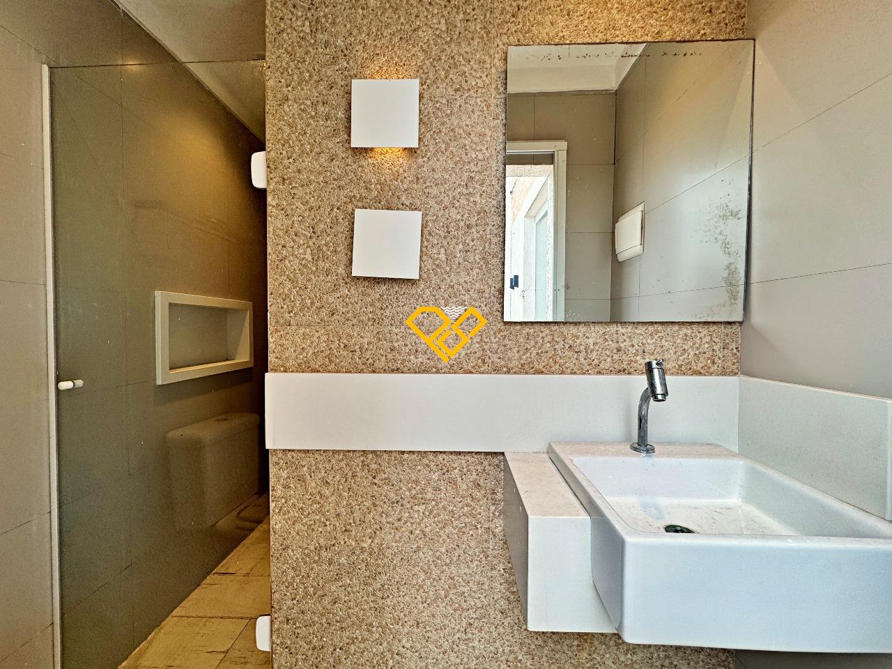 Cobertura para aluguel no Gonzaga: Wc área externa