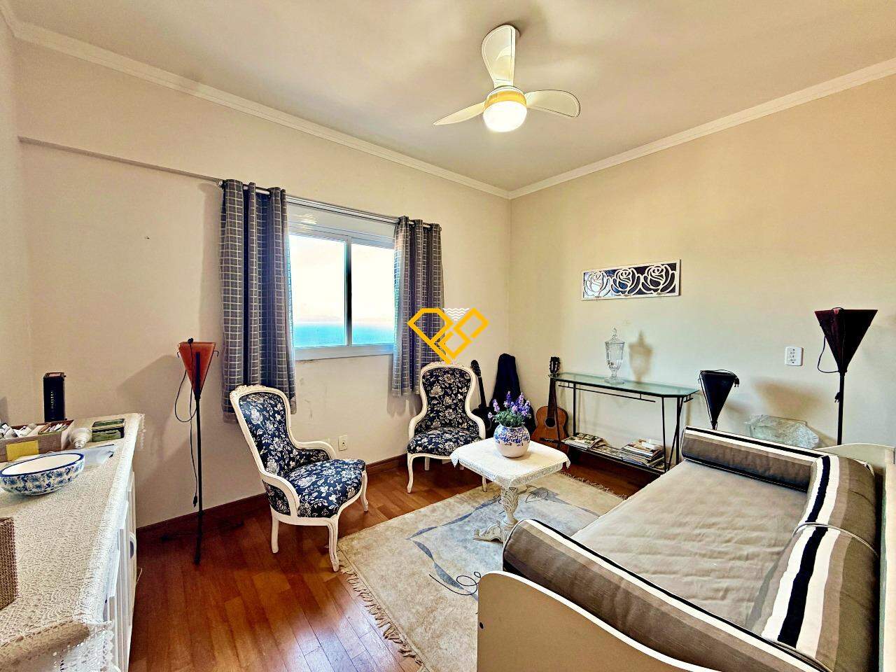 Apartamento Duplex à venda no Embaré: Dormitório 2