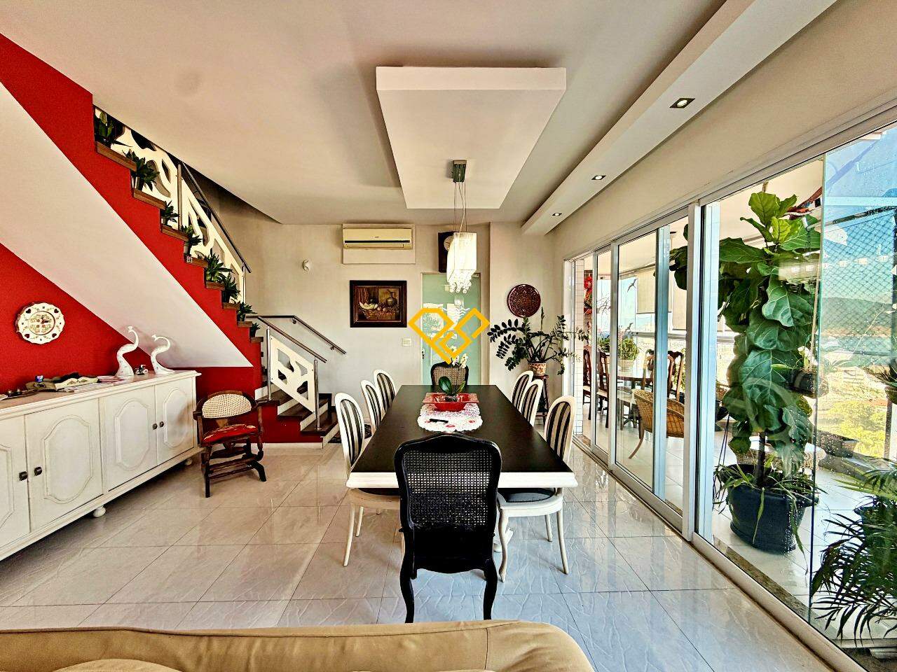 Apartamento Duplex à venda no Embaré: Sala