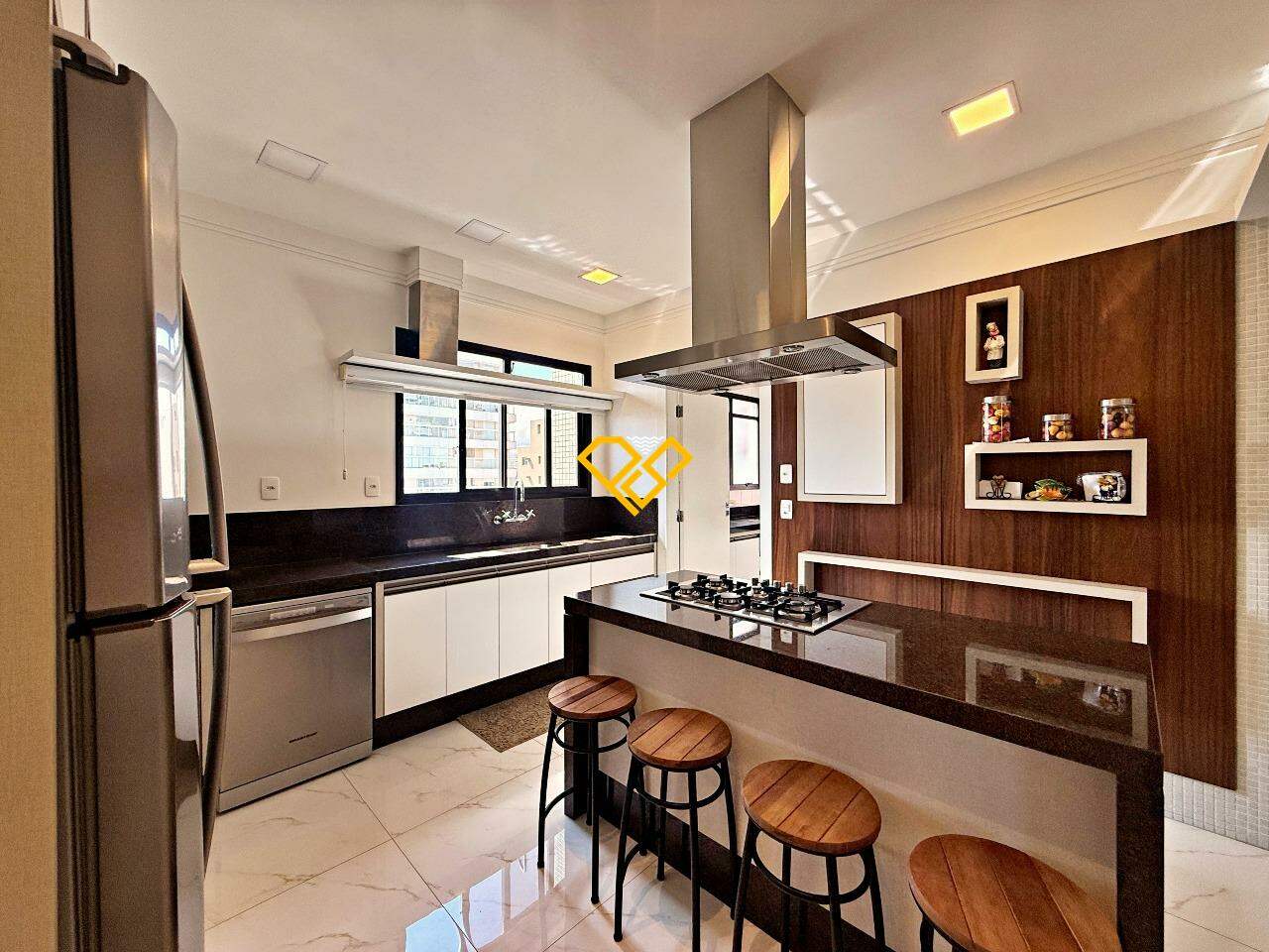 Apartamento à venda no Embaré: Cozinha