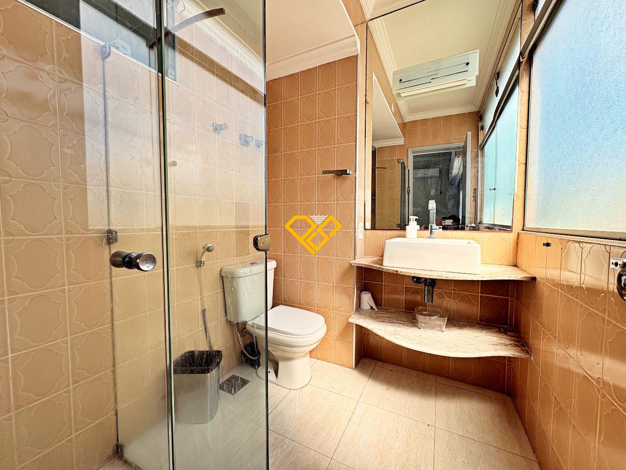 Apartamento à venda no Gonzaga: Wc suíte