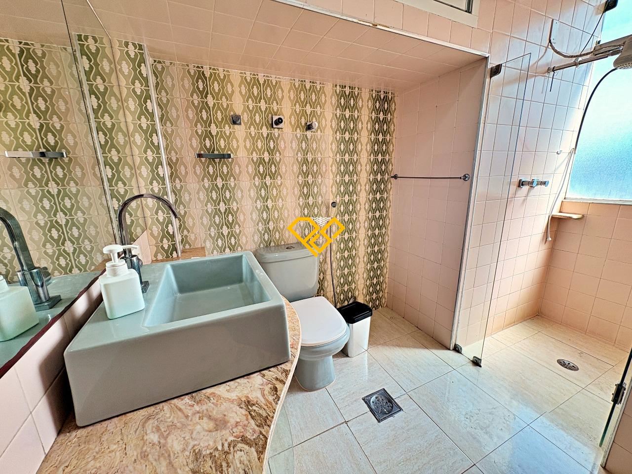 Apartamento à venda no Gonzaga: Wc social