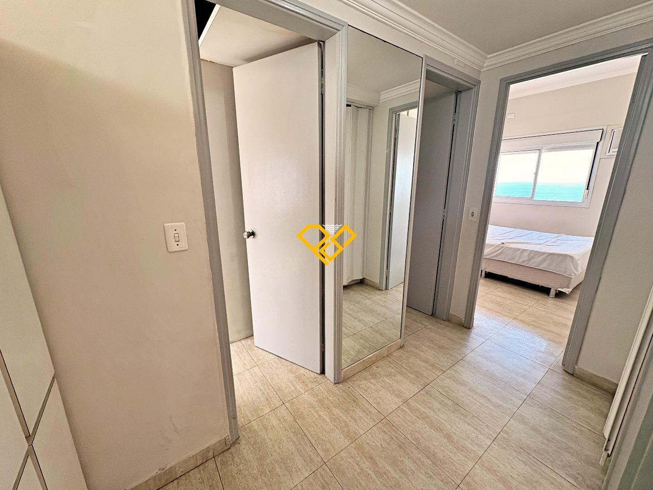 Apartamento à venda no Gonzaga: Hall íntimo