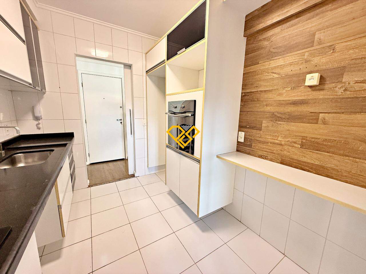 Apartamento para aluguel no Ponta da Praia: Cozinha