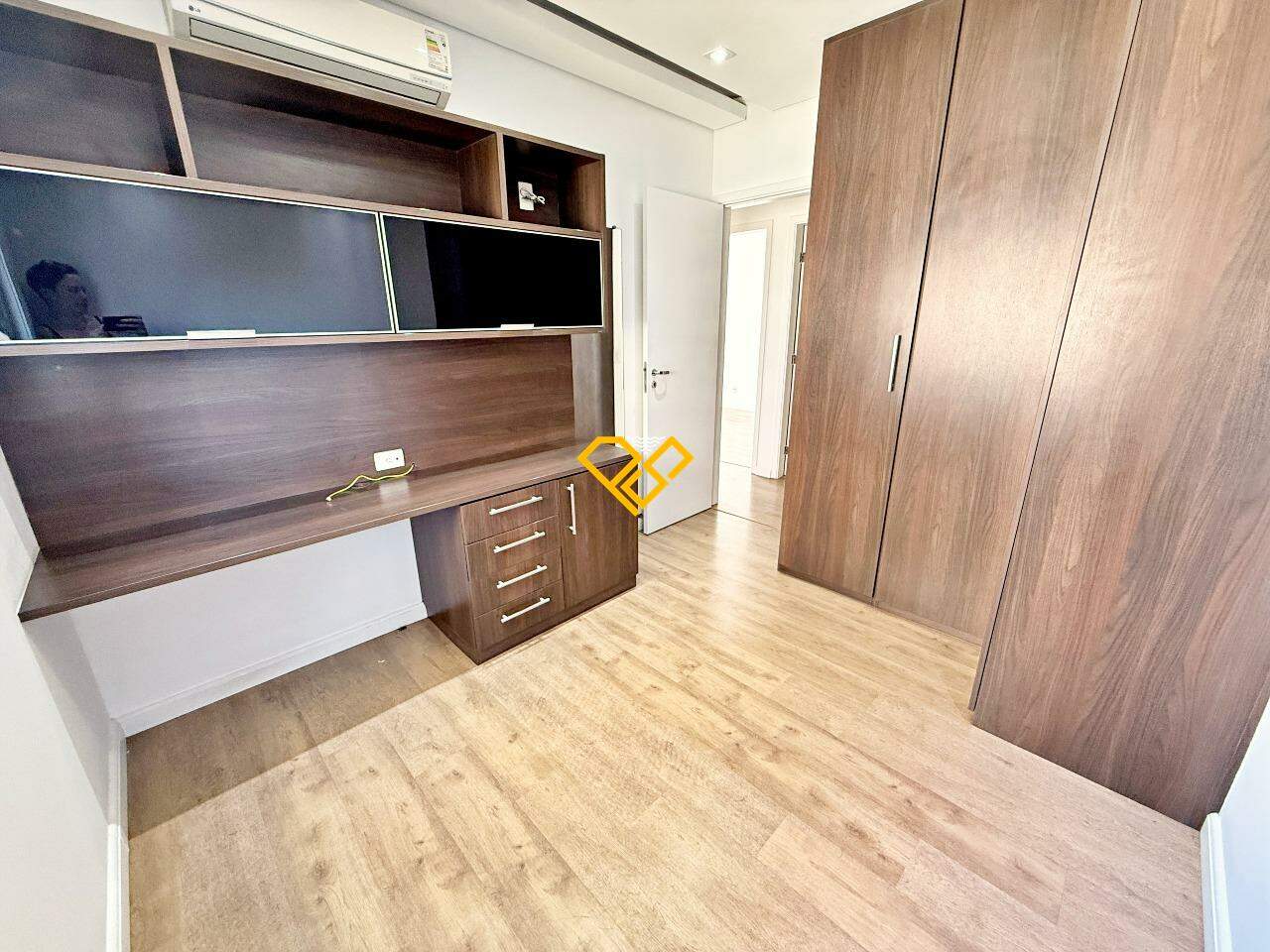 Apartamento para aluguel no Ponta da Praia: Dormitório 3