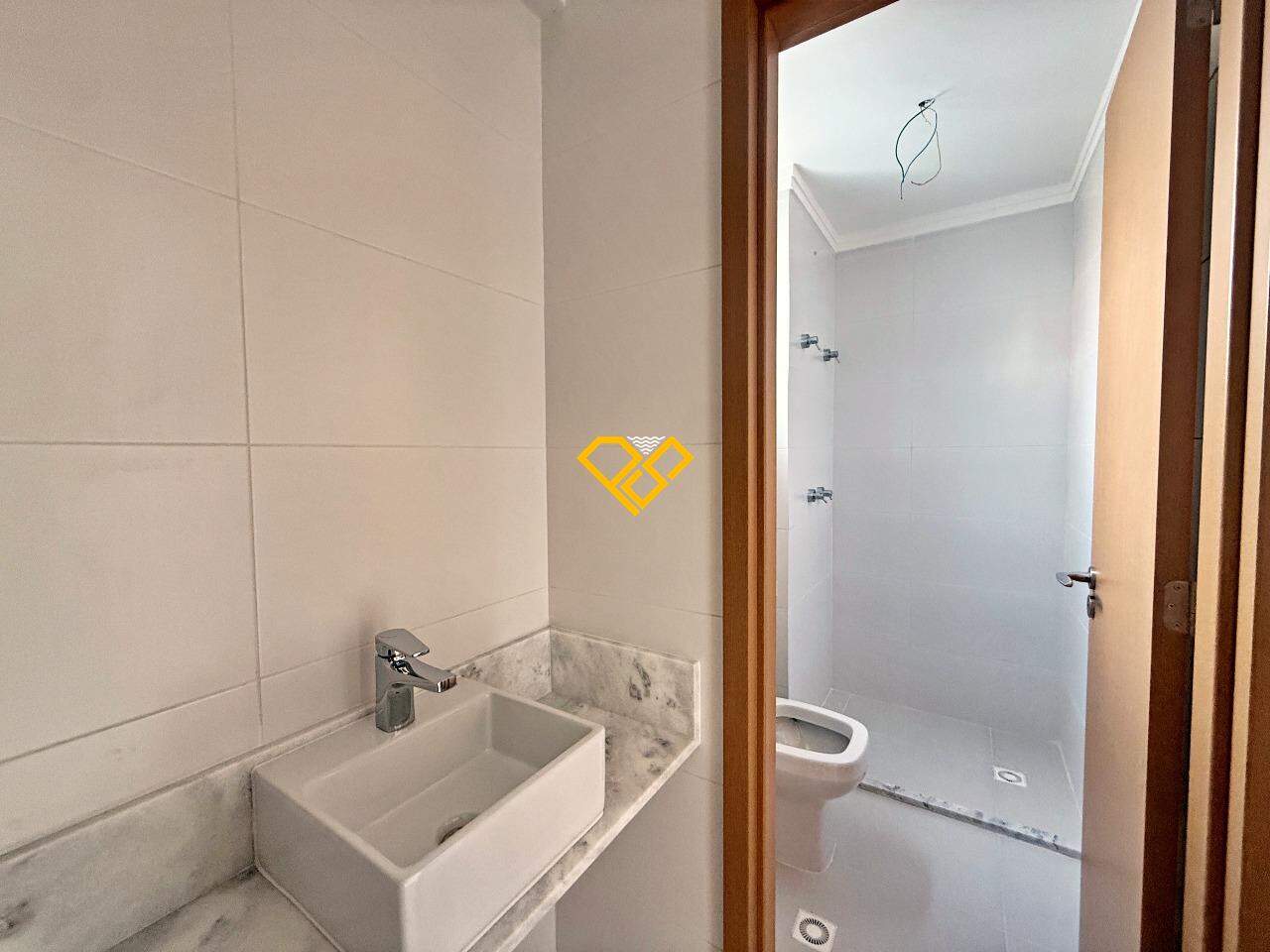 Apartamento à venda no Gonzaga: Wc suíte americana 2 e 3