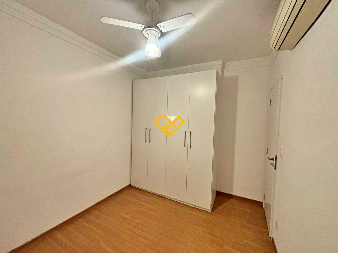 Apartamento à venda no Embaré: Dormitório 3