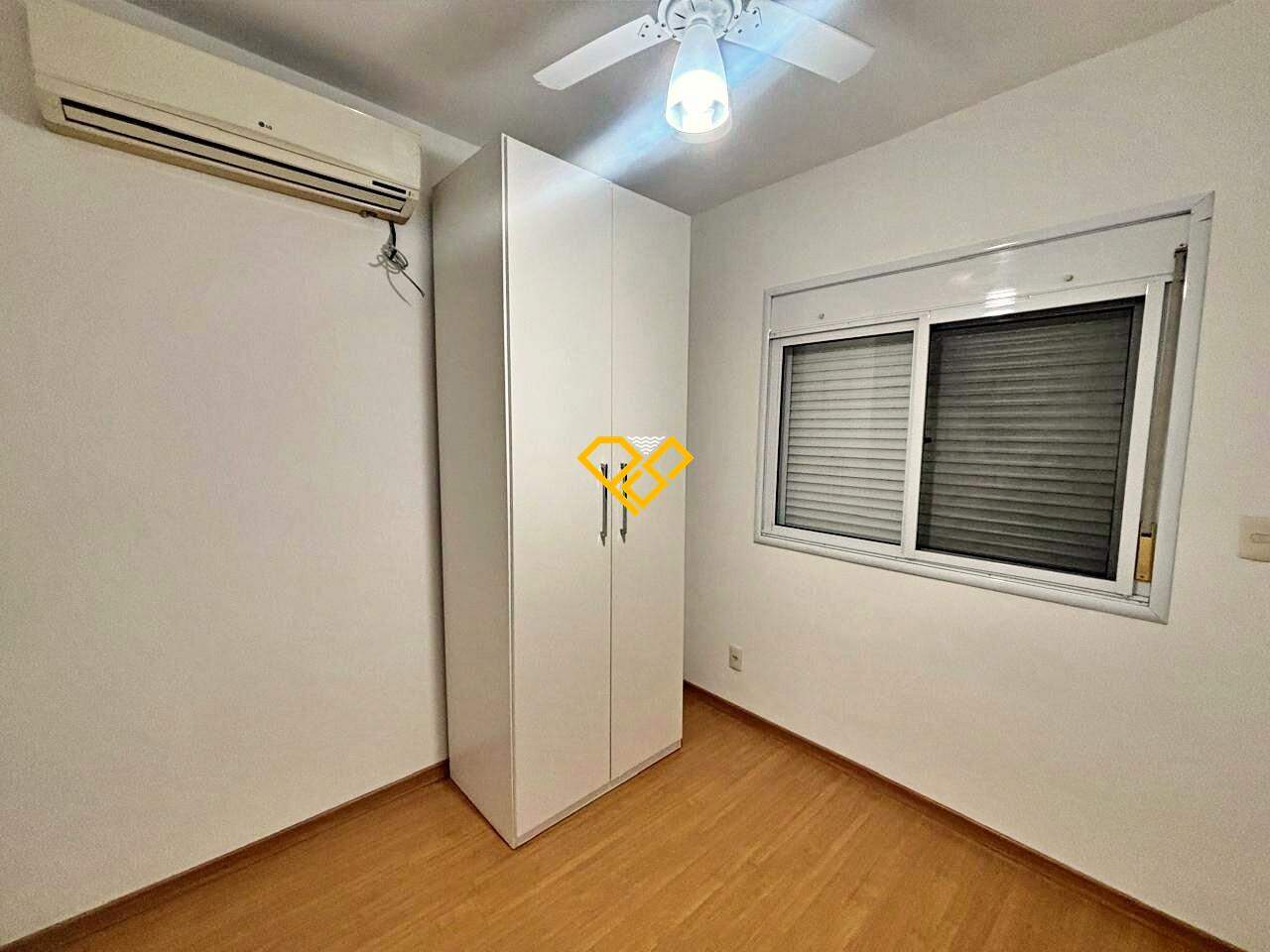 Apartamento à venda no Embaré: Dormitório 4