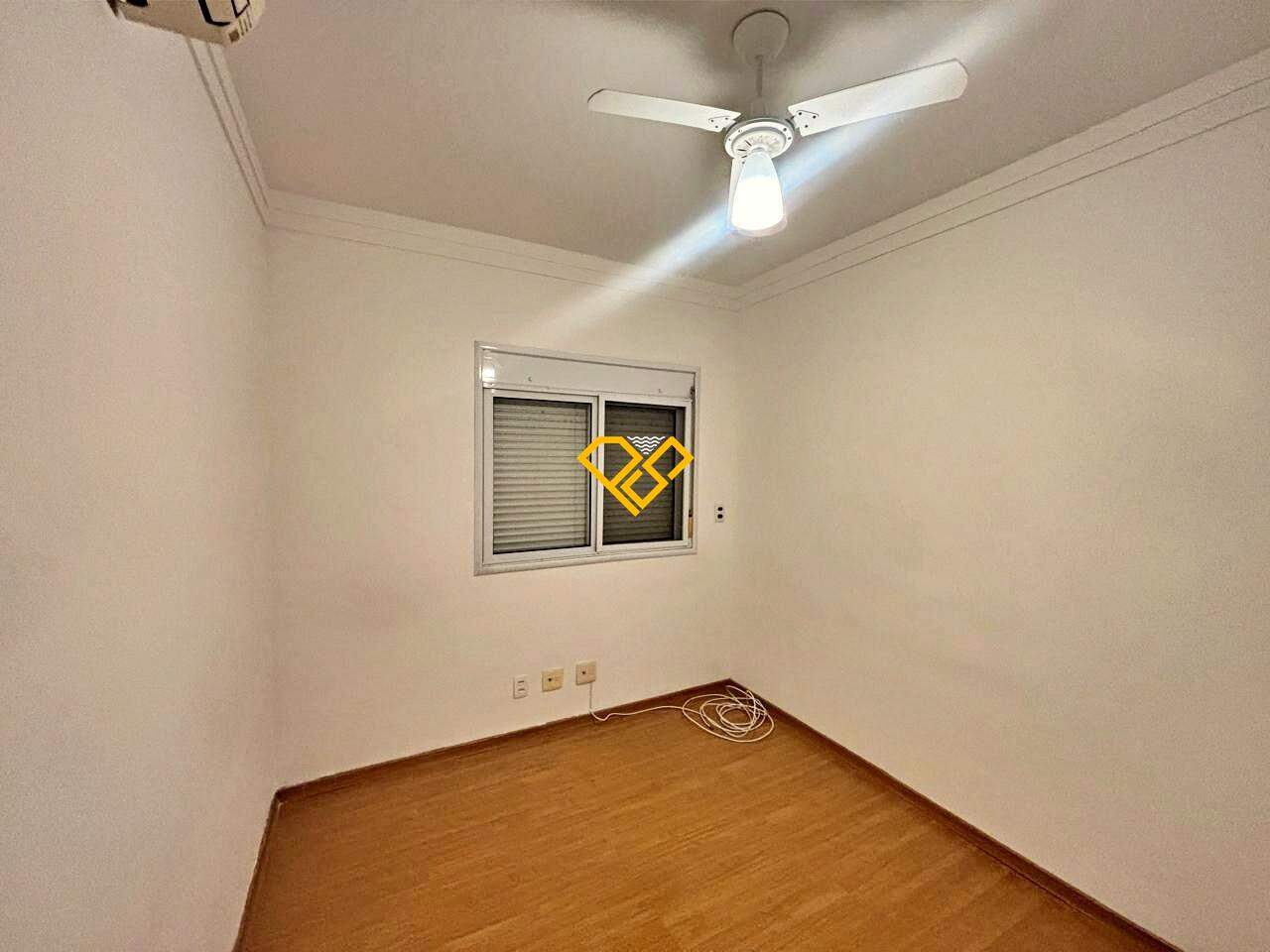 Apartamento à venda no Embaré: Dormitório 3