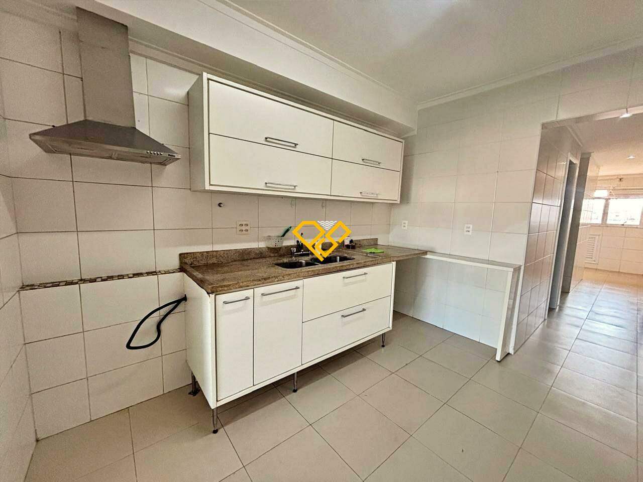 Apartamento à venda no Embaré: Cozinha