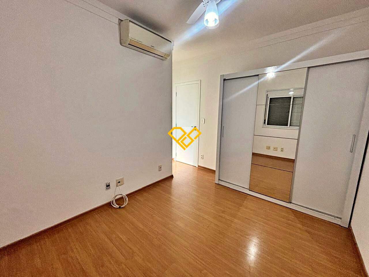 Apartamento à venda no Embaré: Suíte 2
