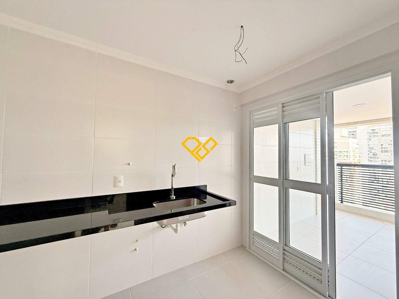 Apartamento à venda no Gonzaga: Cozinha