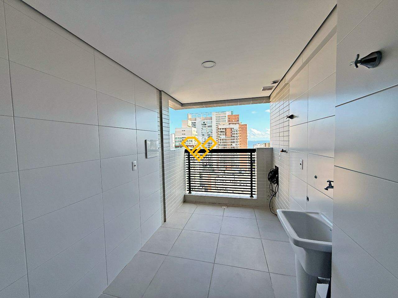Apartamento à venda no Gonzaga: Área de serviço