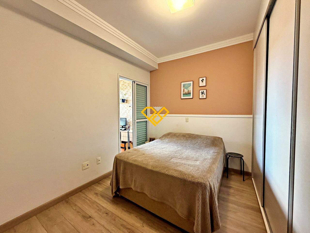 Apartamento à venda no Macuco: Dormitório 1 - suíte