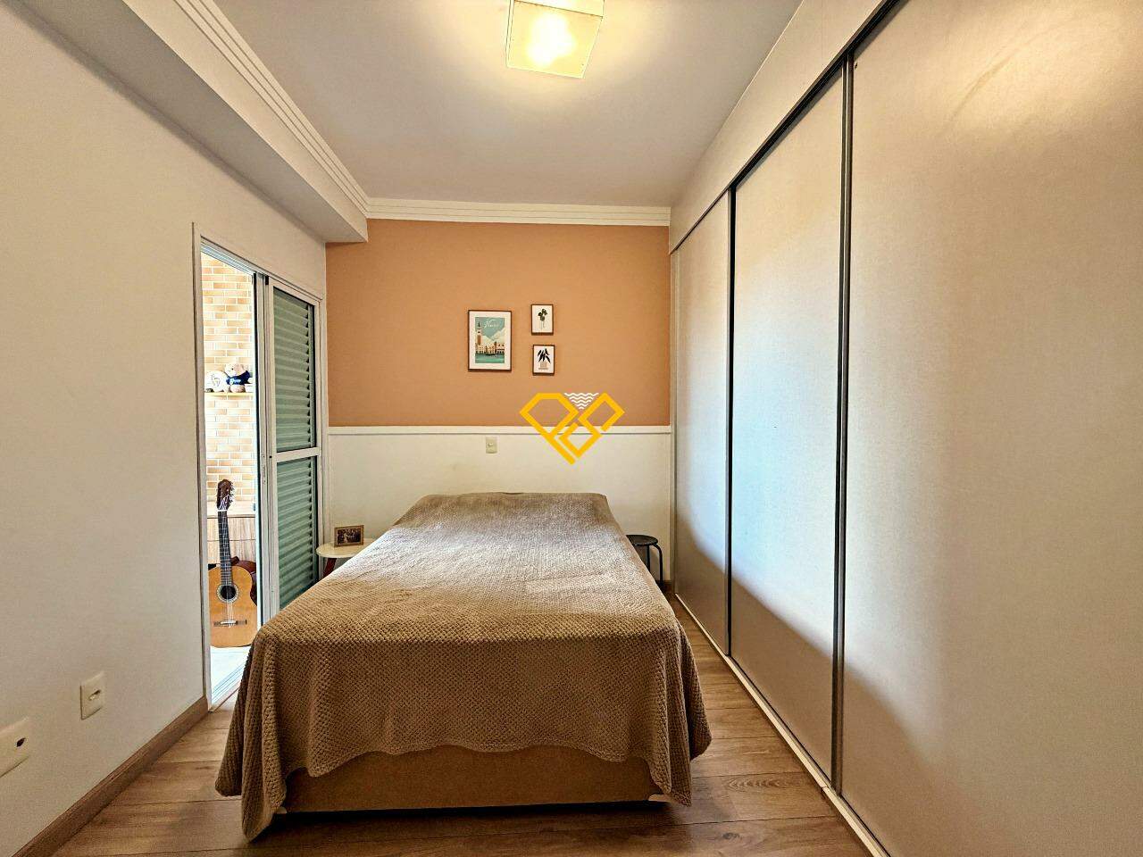 Apartamento à venda no Macuco: Dormitório 1 - suíte