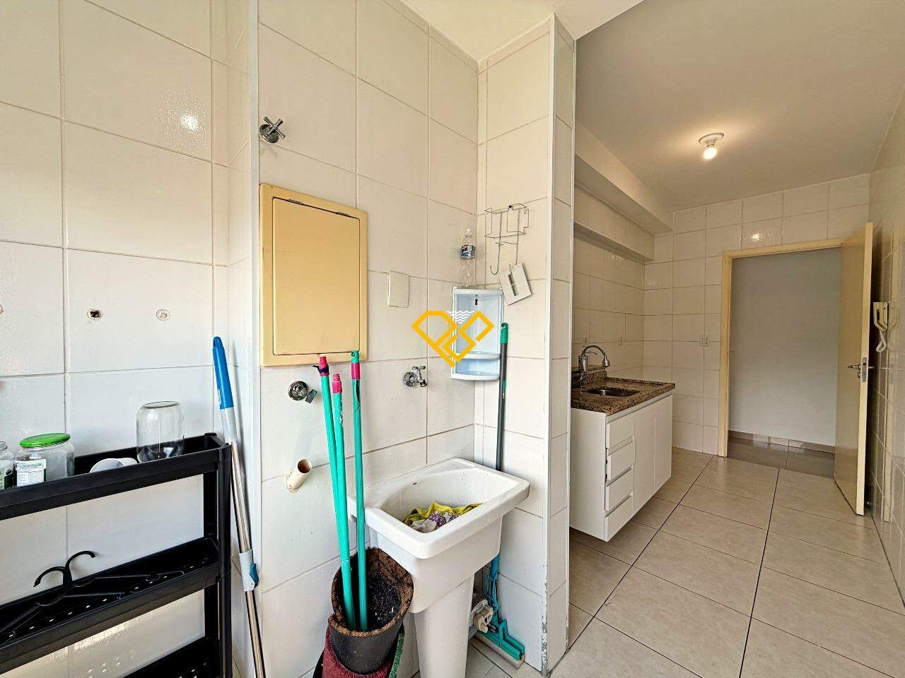 Apartamento à venda no Vila Mathias: Área de serviço