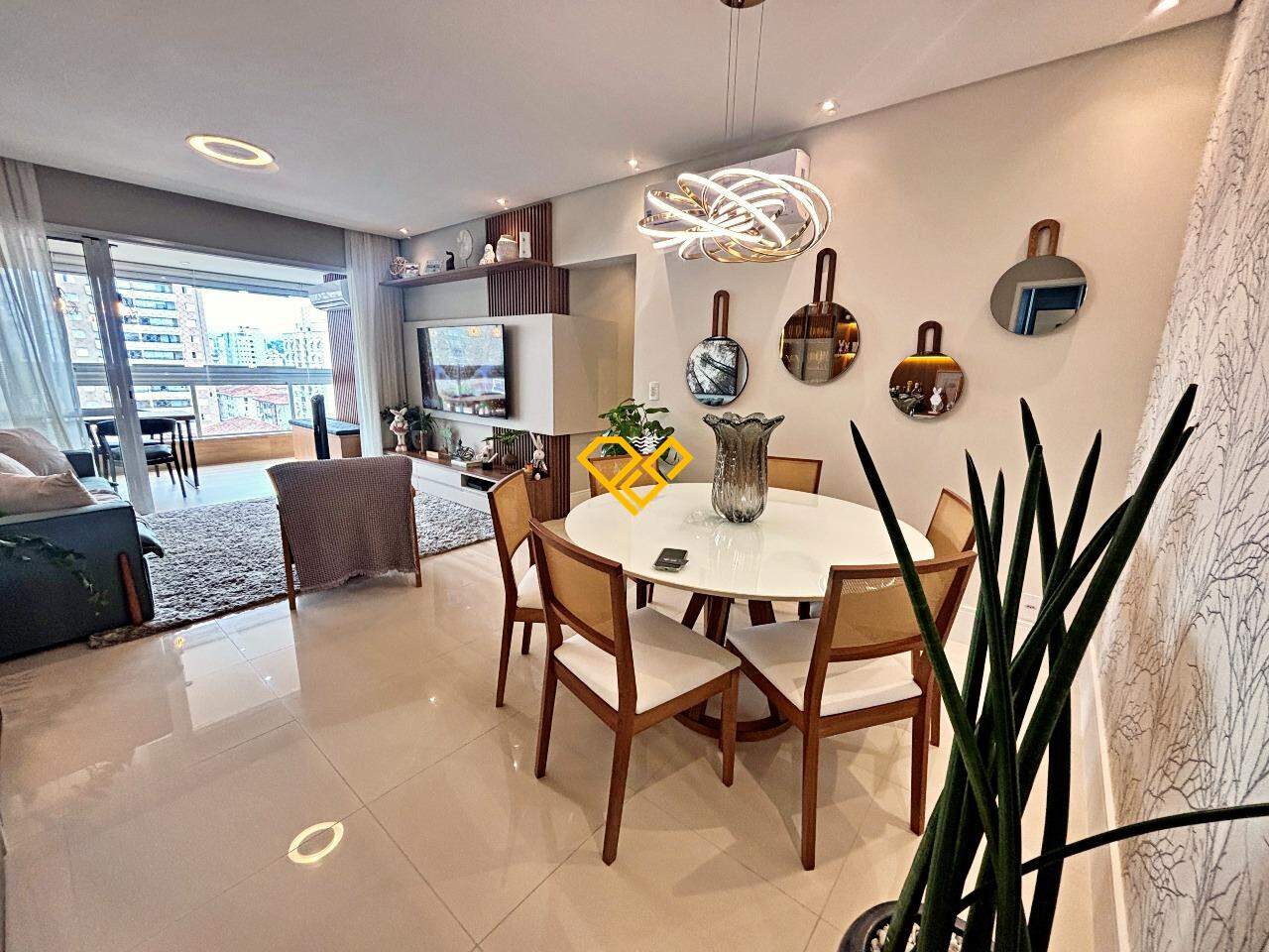 Apartamento à venda no Embaré: Sala