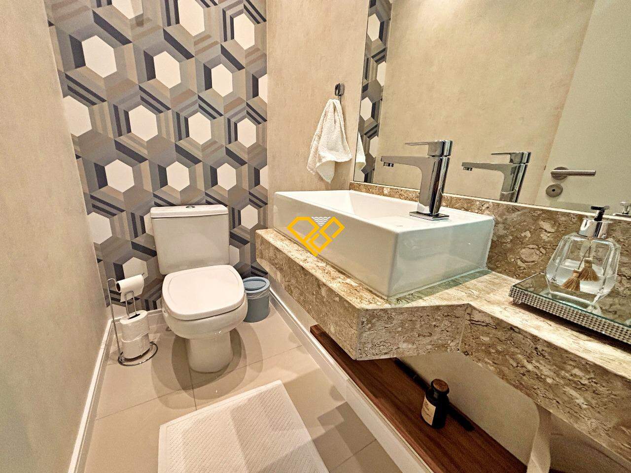 Apartamento à venda no Embaré: Lavabo