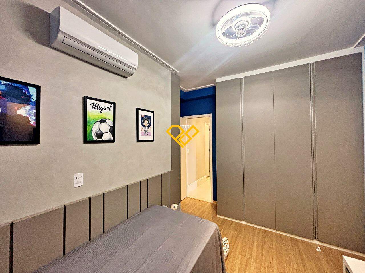 Apartamento à venda no Embaré: Dormitório 2 - suíte