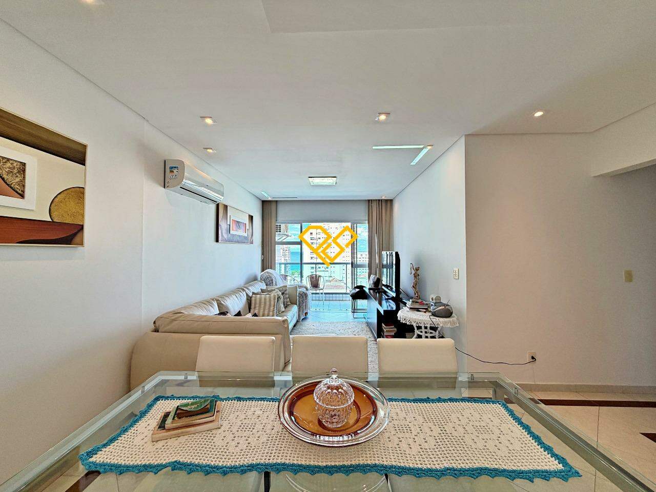 Apartamento à venda no Embaré: Sala